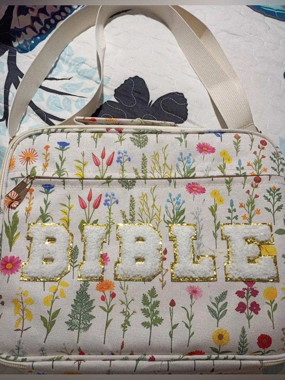 Floral Bible cover Bag in Cream
